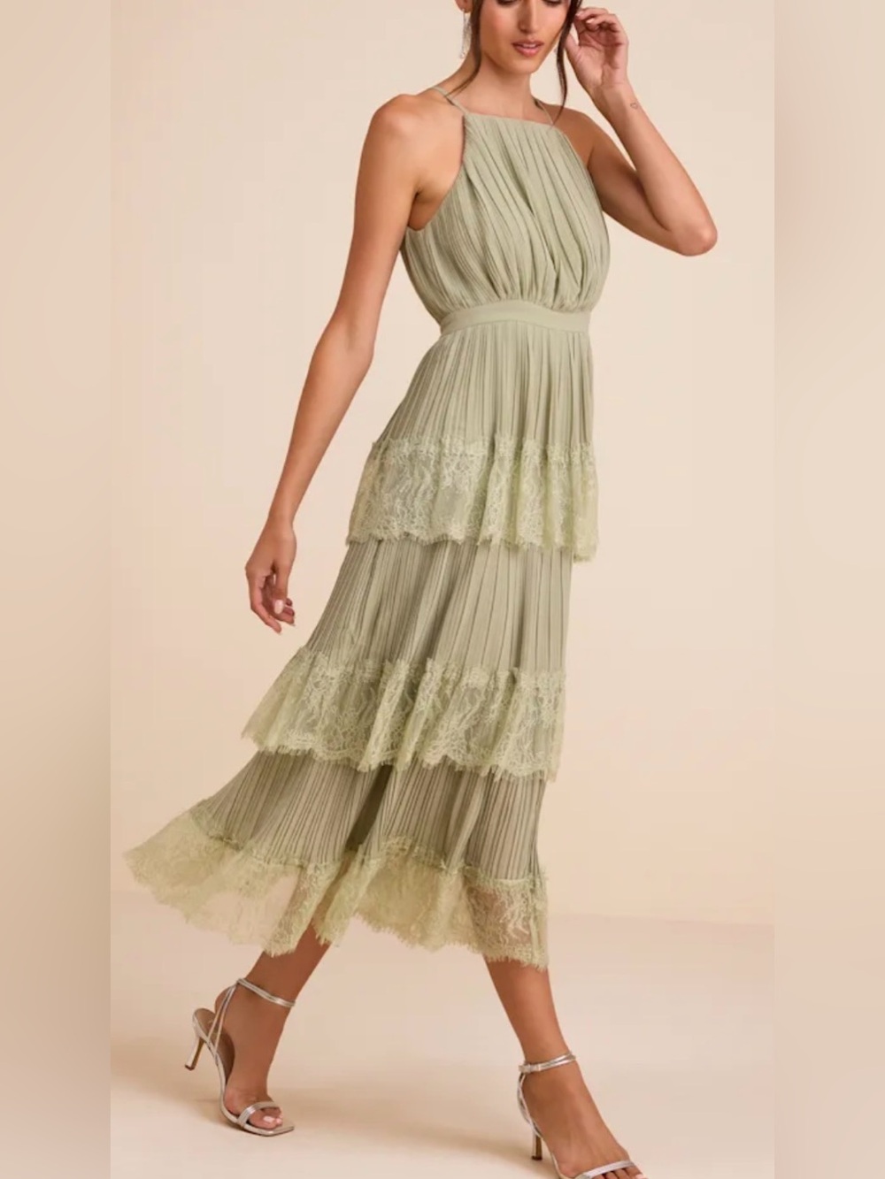 Lulus NWT Came for Cocktails pleated tiered lace maxi dress, large